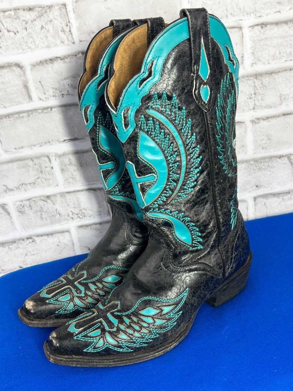 J.B. DILLON • Black Turquoise Cross Wing Inlay Leather Western Boots 7.5B